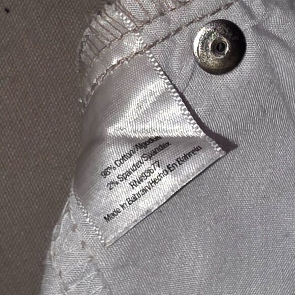 Retro Vibes Meet Cozy Comfort! St. John's Bay Corduroy Pants Size 6 Petite - Picture 5 of 7